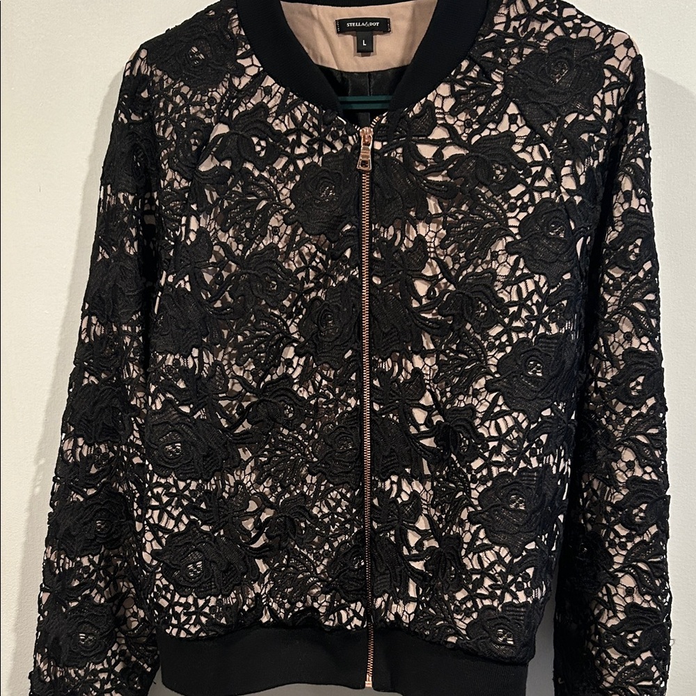 Stella & Dot Black Lace Bomber Jacket with Blush Underlay - Picture 6 of 6